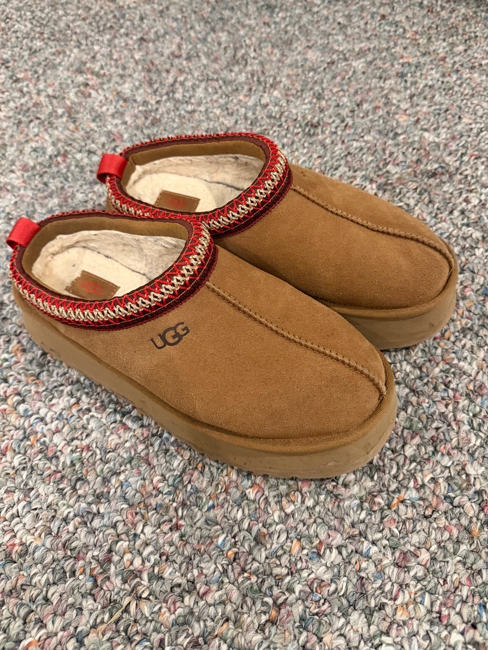 UGG Tazz II Chestnut